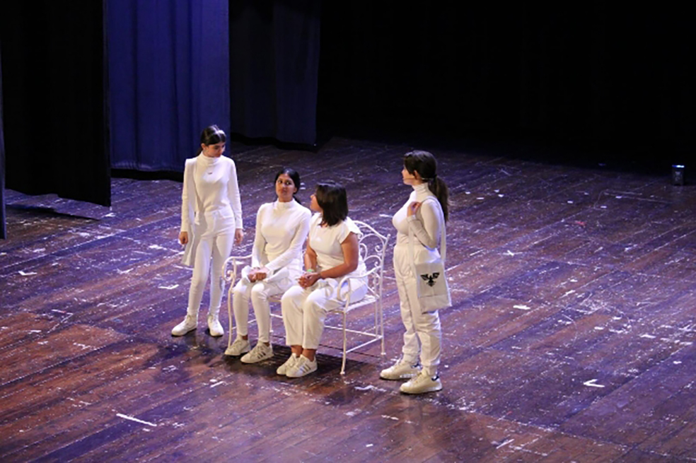 Al Teatro Regina Margherita va in scena “Avalon” pièce distopica per ragazzi, ambientata nel 2157