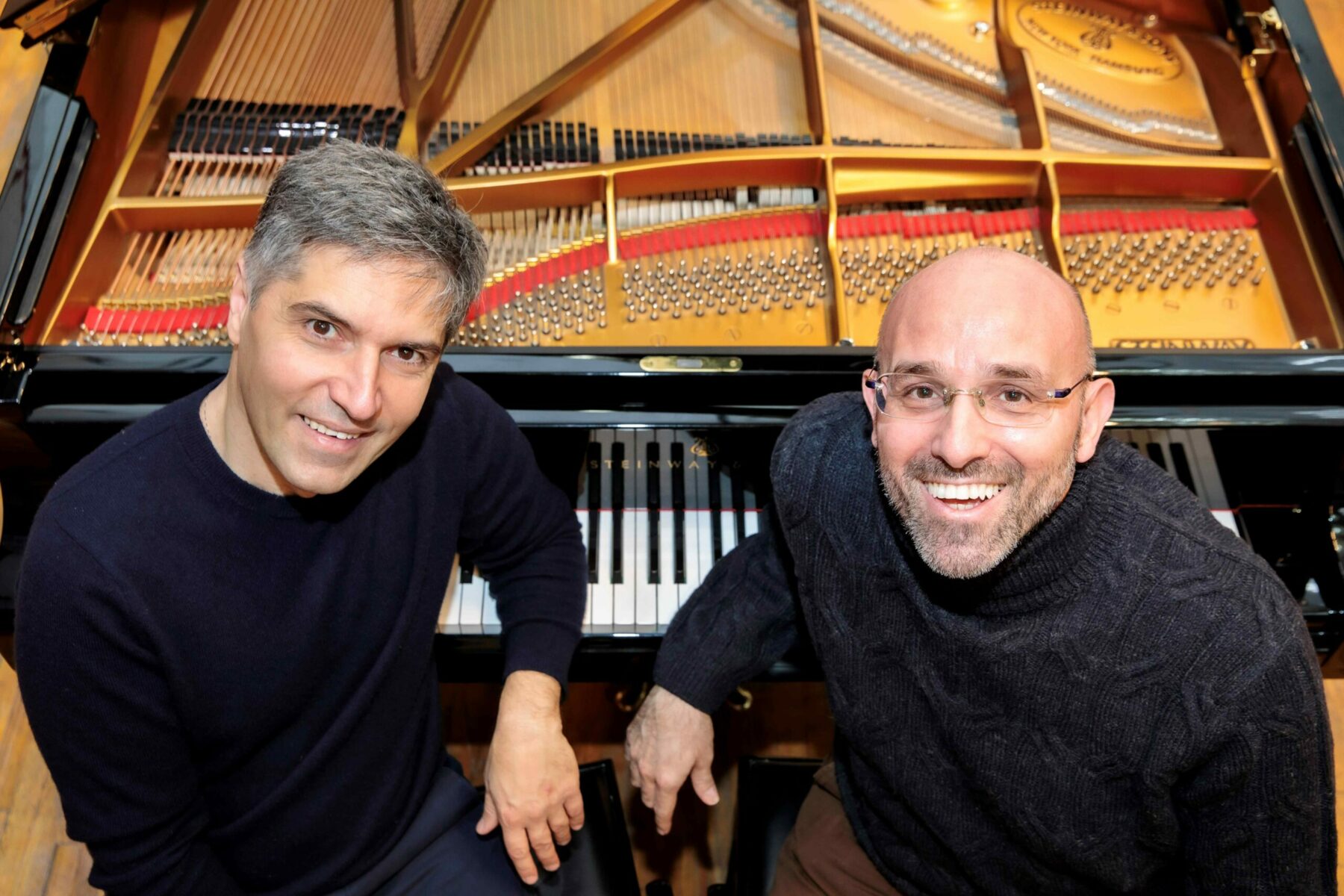 A Chiostri e Cortili il virtuosismo pianistico del duo Marco Schiavo – Sergio Marchegiani